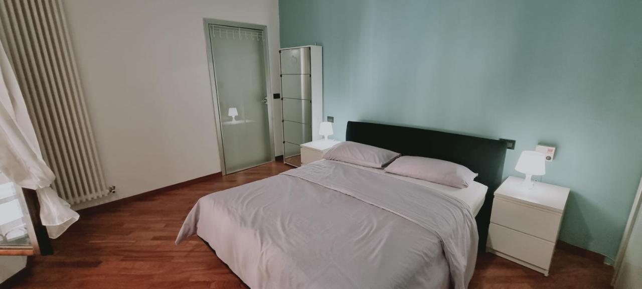 Crociali Apartment Bologna Bagian luar foto