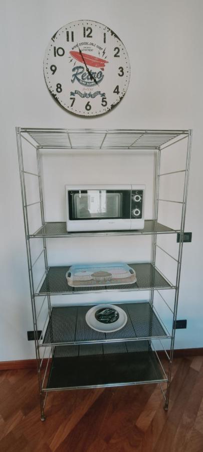 Crociali Apartment Bologna Bagian luar foto