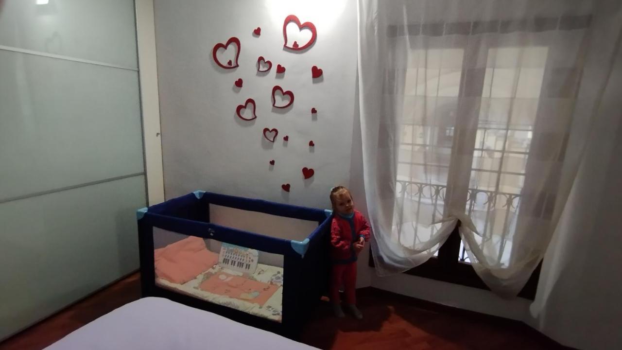 Crociali Apartment Bologna Bagian luar foto